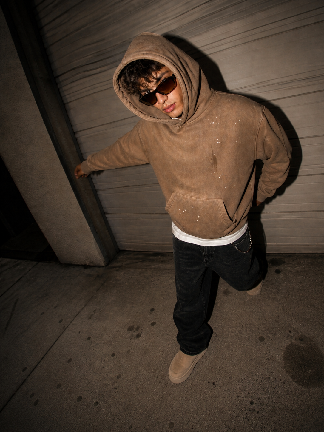 Chic Frayed Streetwear Hoodie